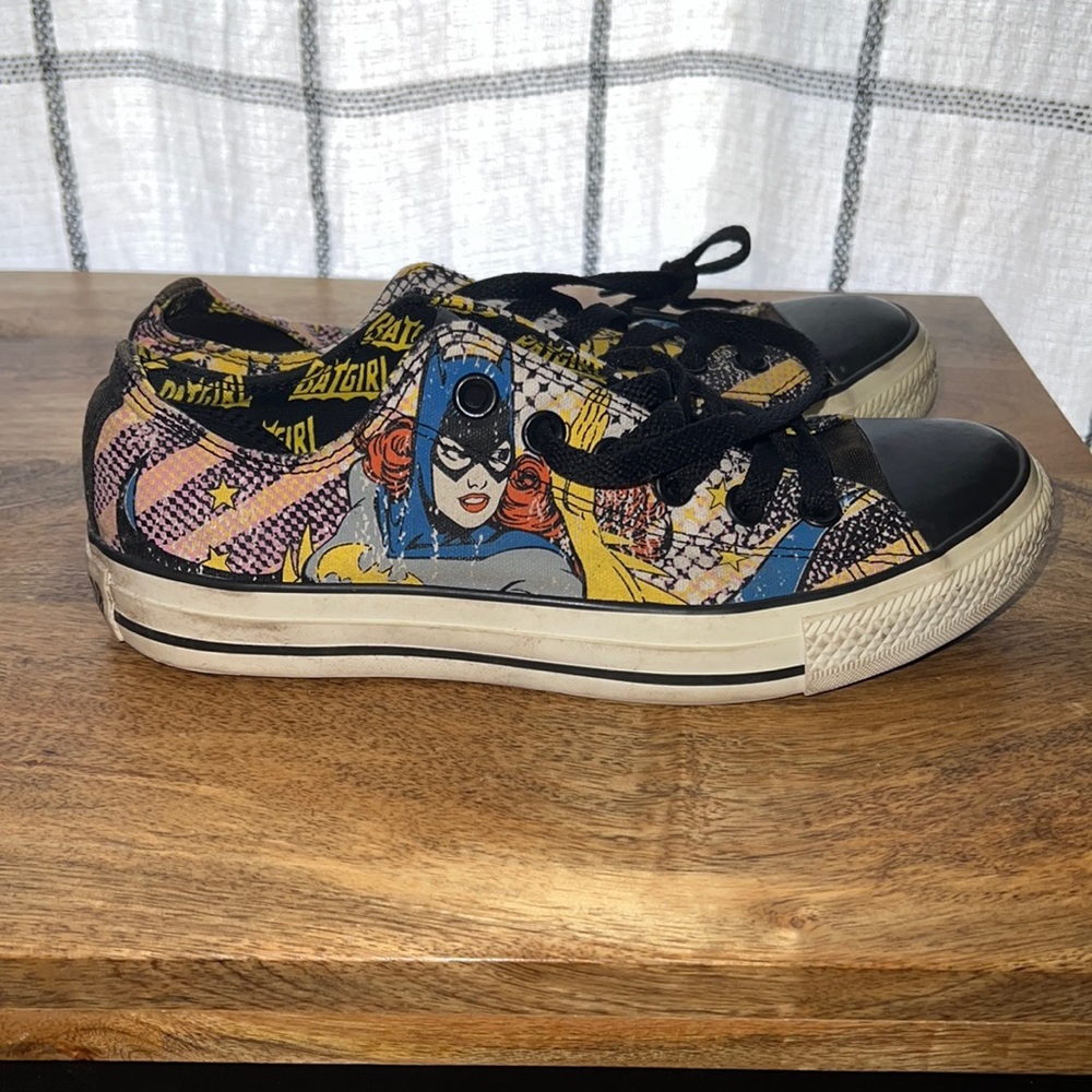 Vintage Unisex CONVERSE All-Star DC Comics Batgirl shoes sneakers M 5 W7
